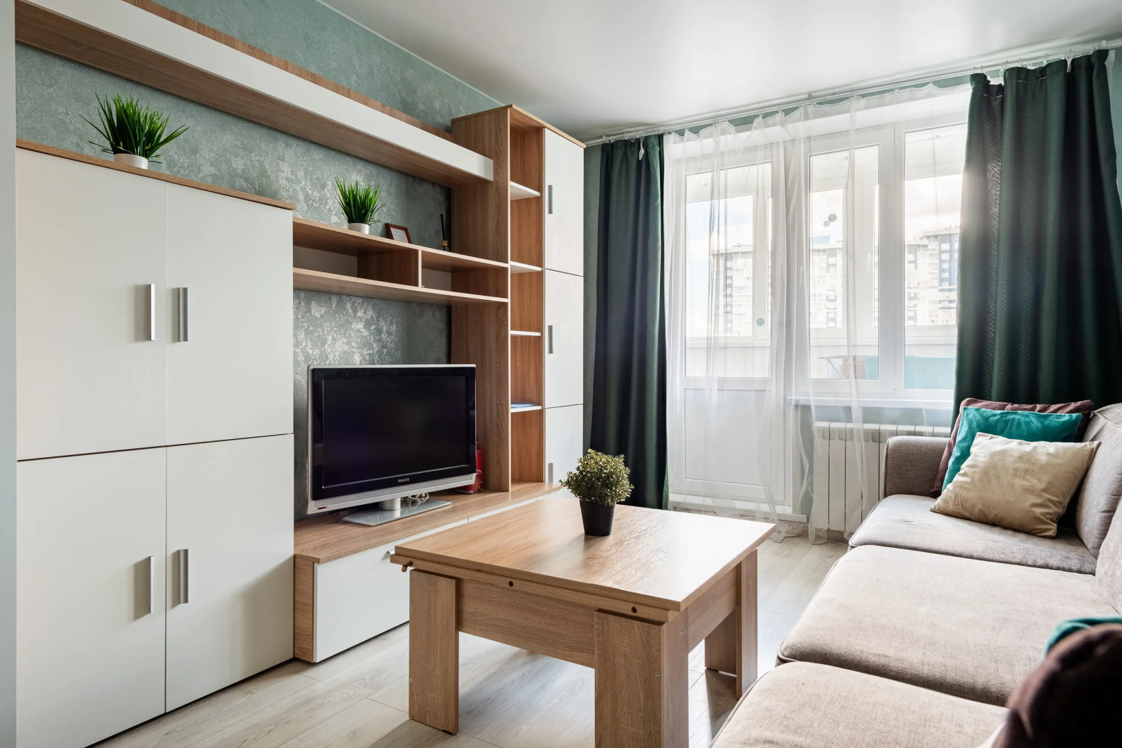 Улучшенные двухкомнатные апартаменты на метро Академика Янгеля