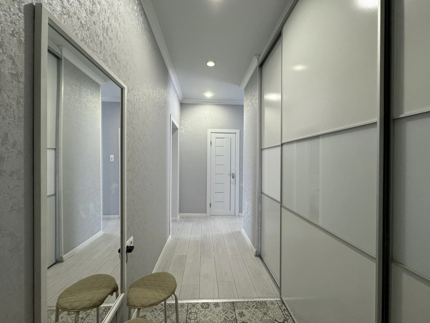 Апартаменты Chill Pill - центр-самозаселение 24/7 - 9м