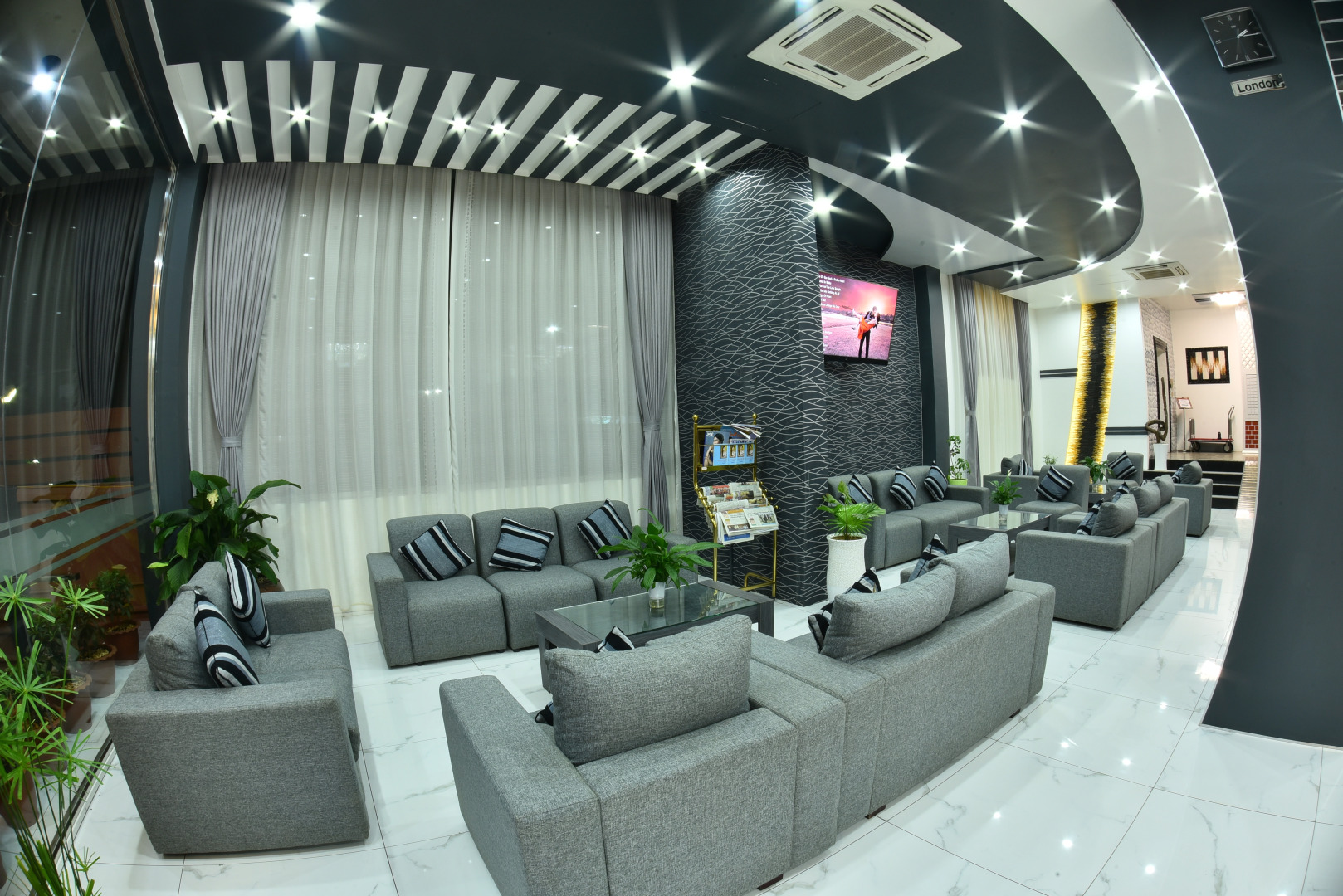 Отель Thuzar Pyin Oo Lwin