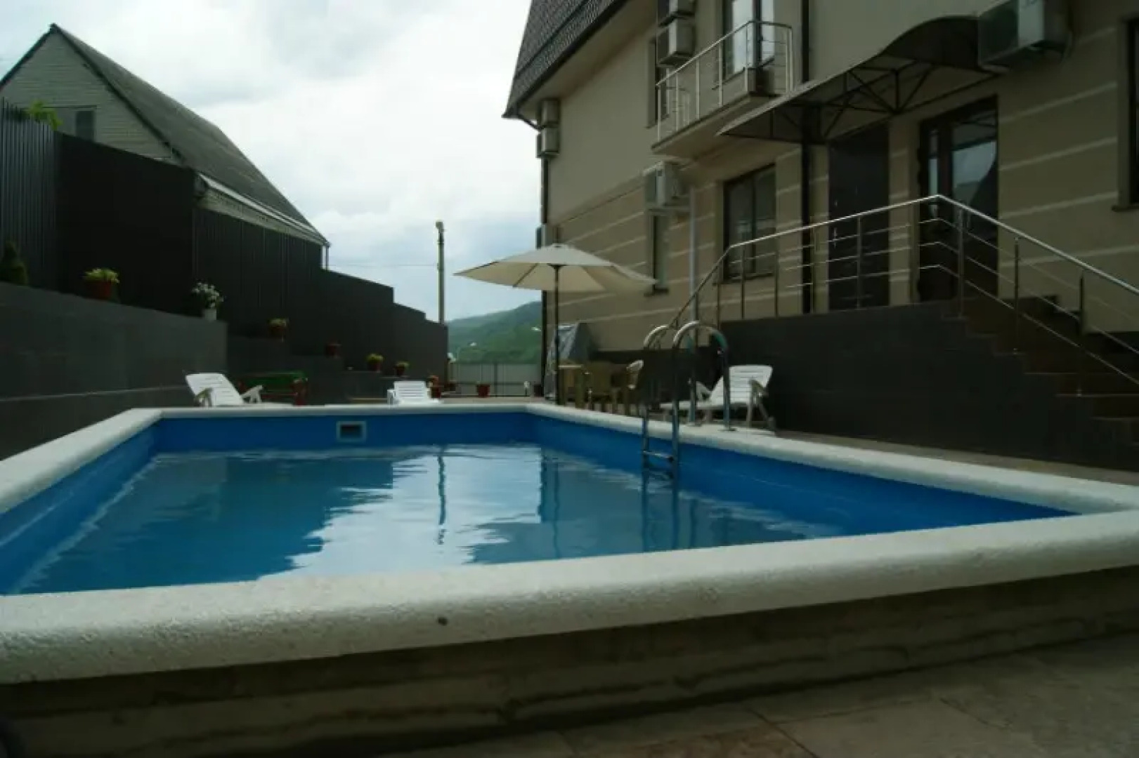 Отель Ларус