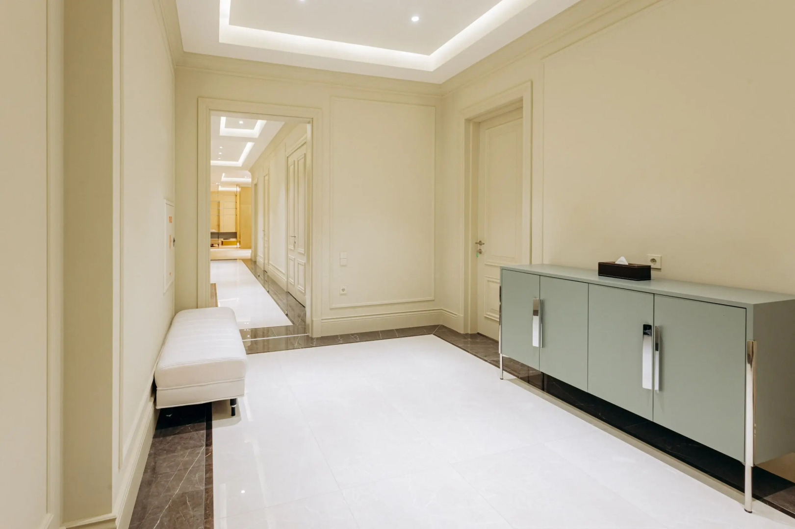 Апарт-отель Four Seasons