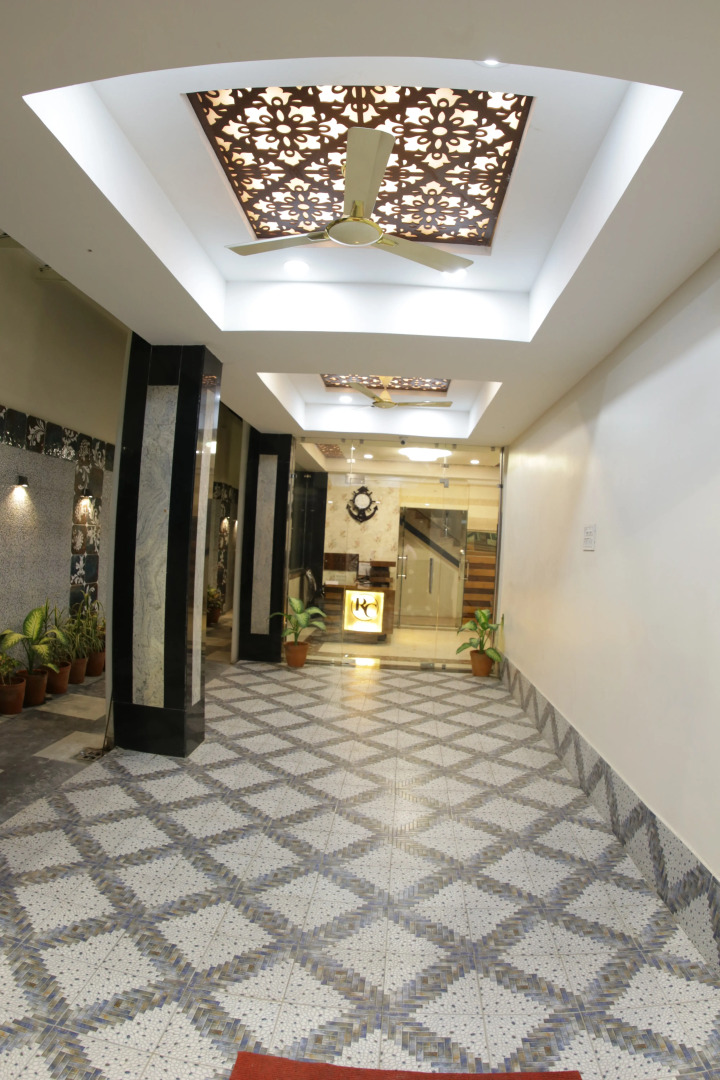 Отель Royal Castle