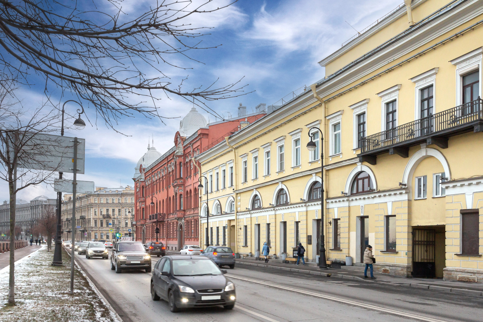 Апартаменты на набережной Макарова 14