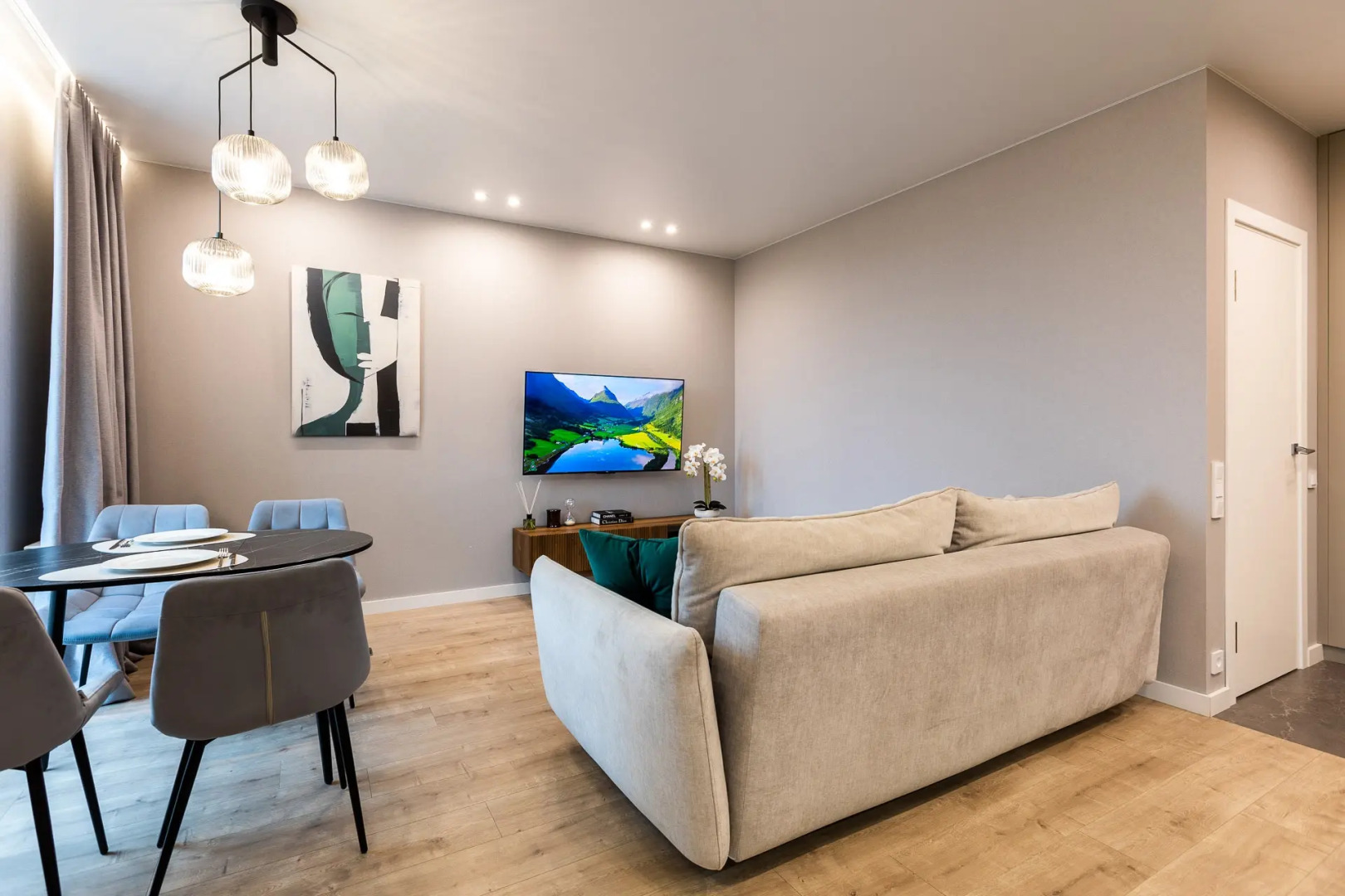 Апартаменты Stylish Grey  in the Luxury residential complex Comfort Park