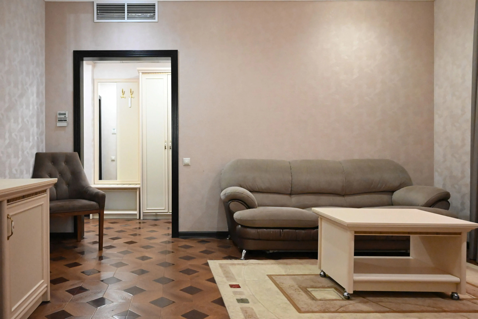 Отель Shine House