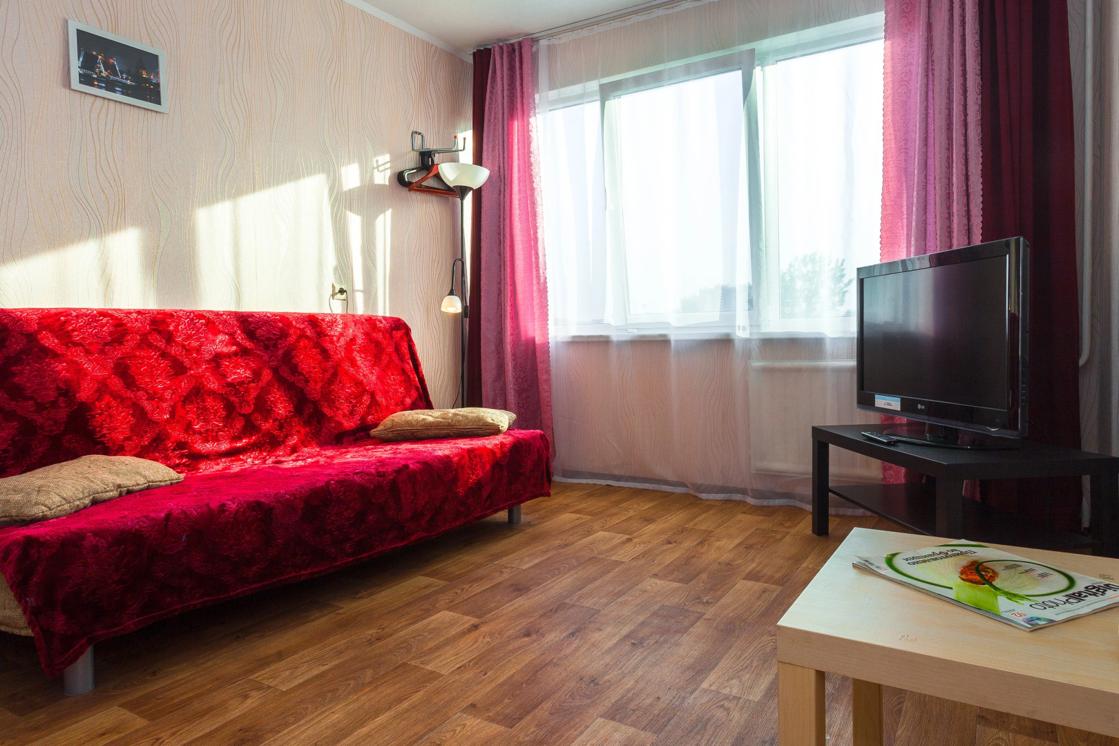 Апартаменты 1 шаг на Белы Куна 13