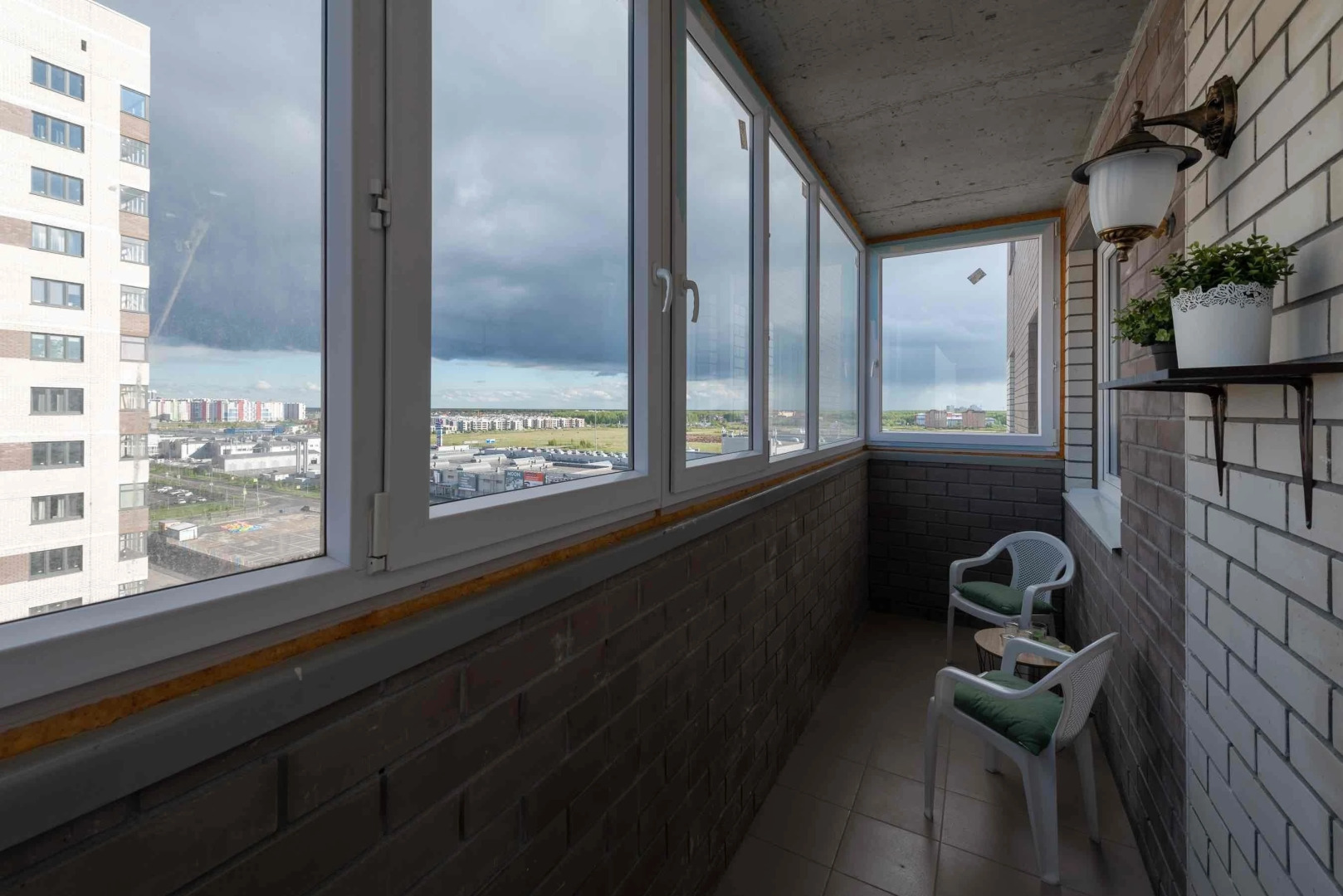 Апартаменты Топаз, закрытый двор, рядом ТЦ Кристалл