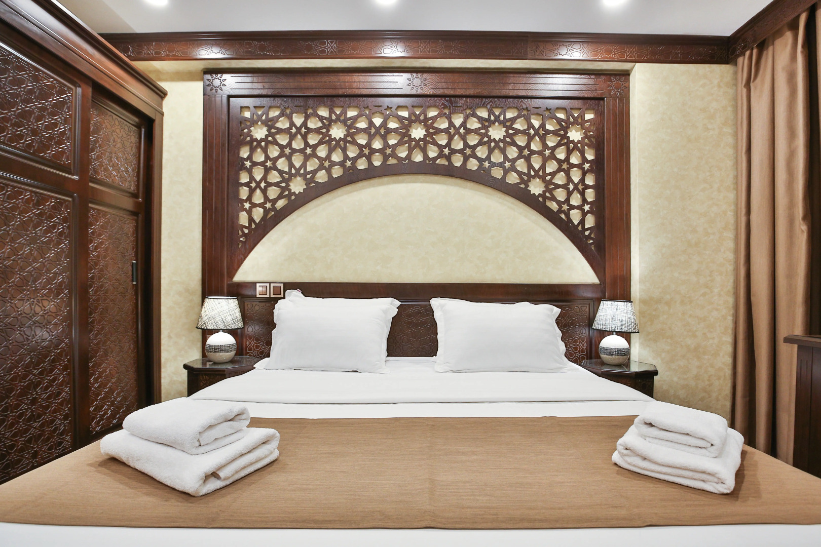 Отель Orient Star Varahsha