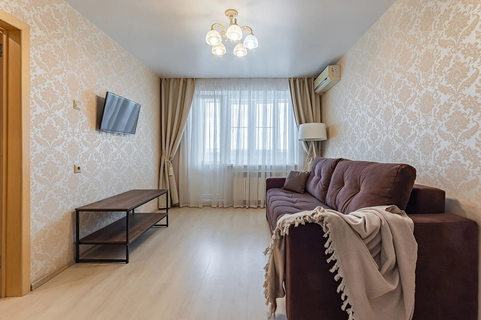 Двухкомнатные Апартаменты на улице Смирнова