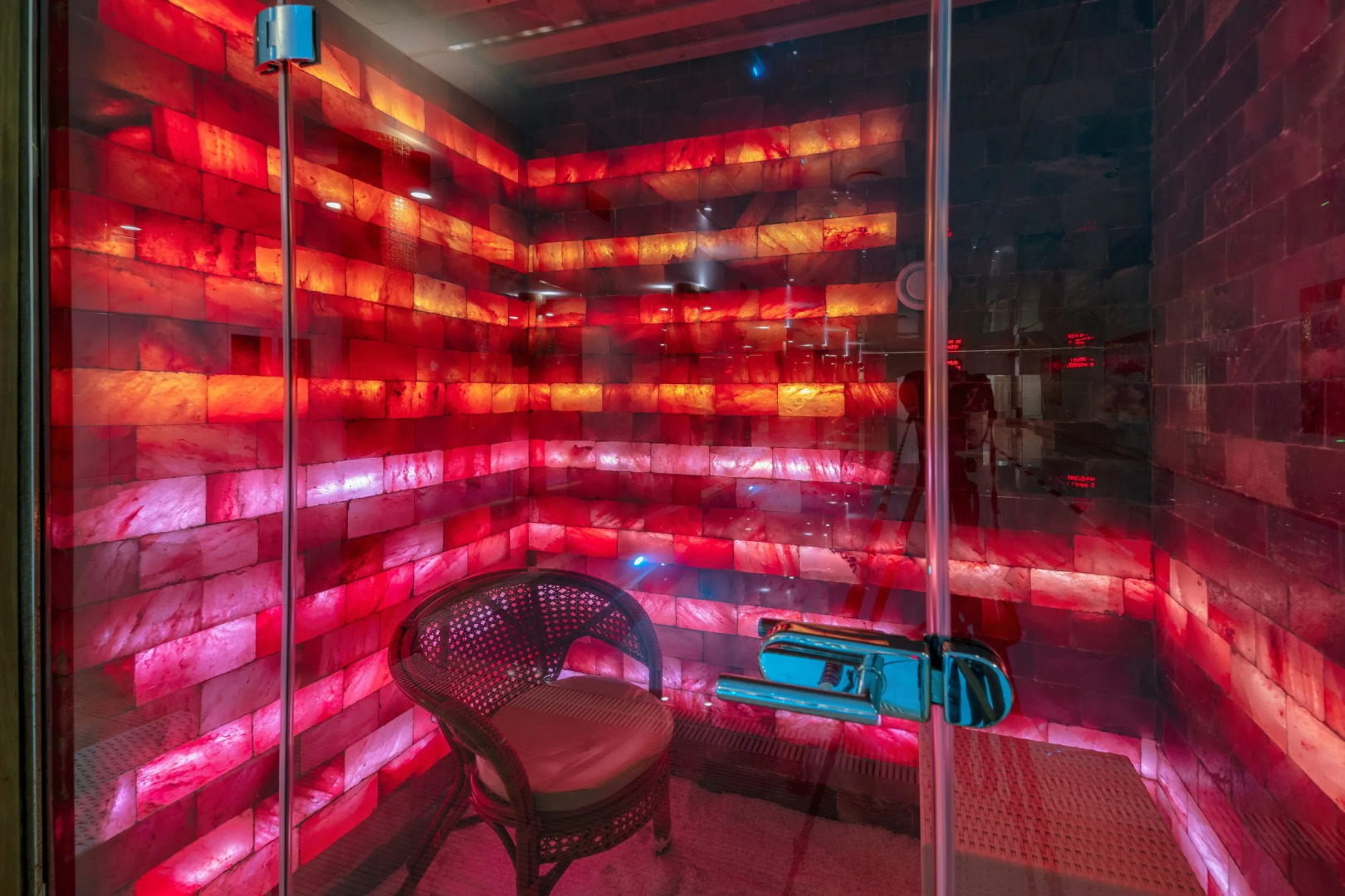 7 Avenue Hotel & SPA