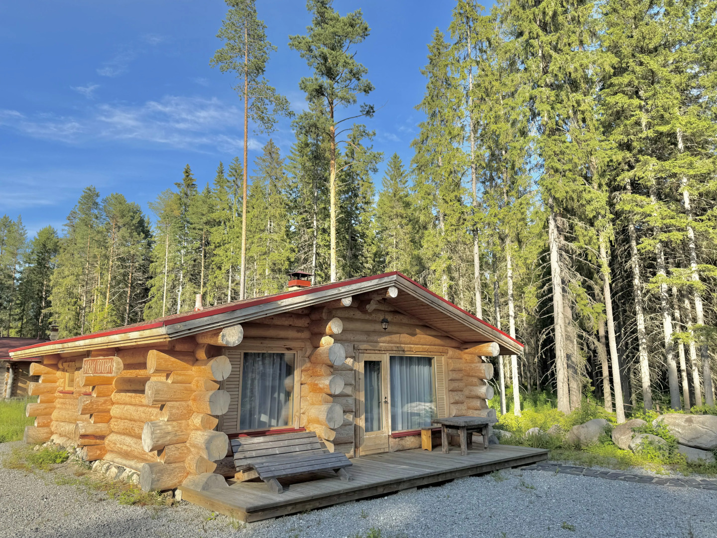 Коттедж Карелия Медвежка с 2 Комнатами и Видом Во Внутренний Двор
