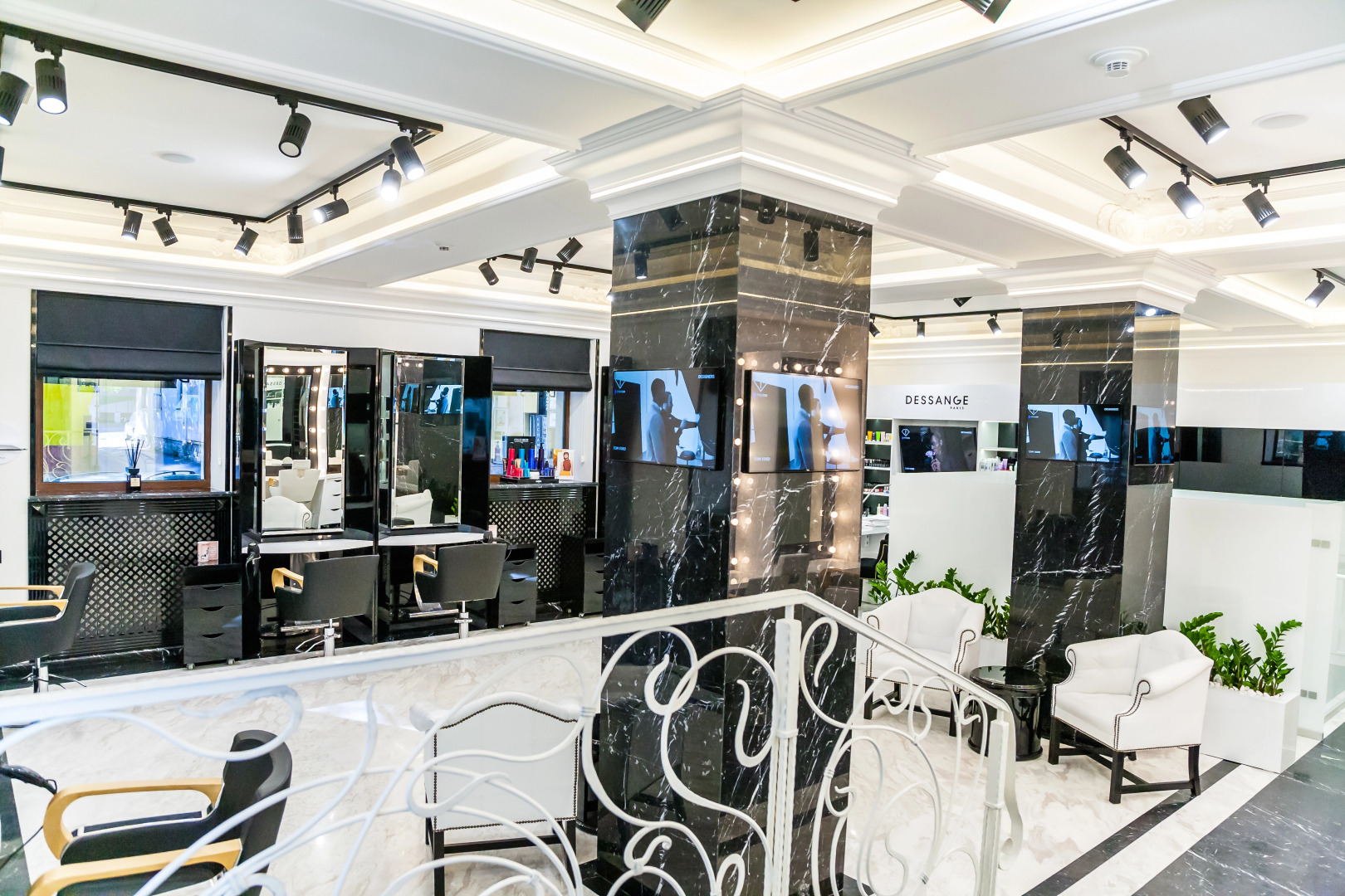 Отель Nobil Luxury