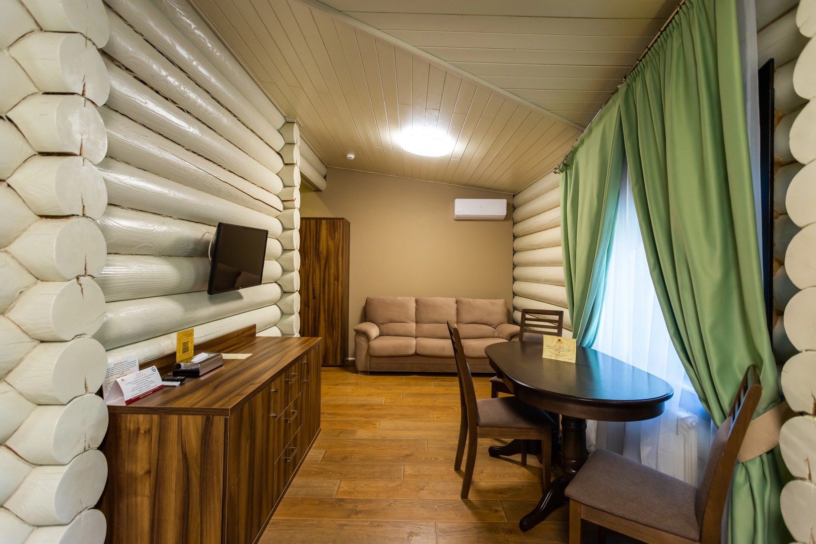 Отель Династия