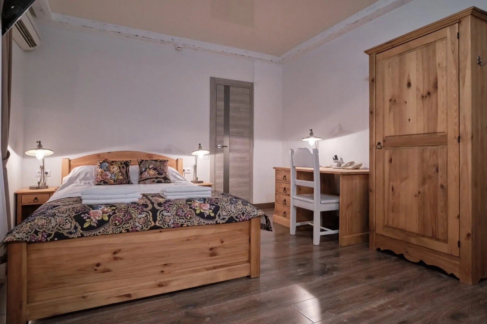 Отель Морошка