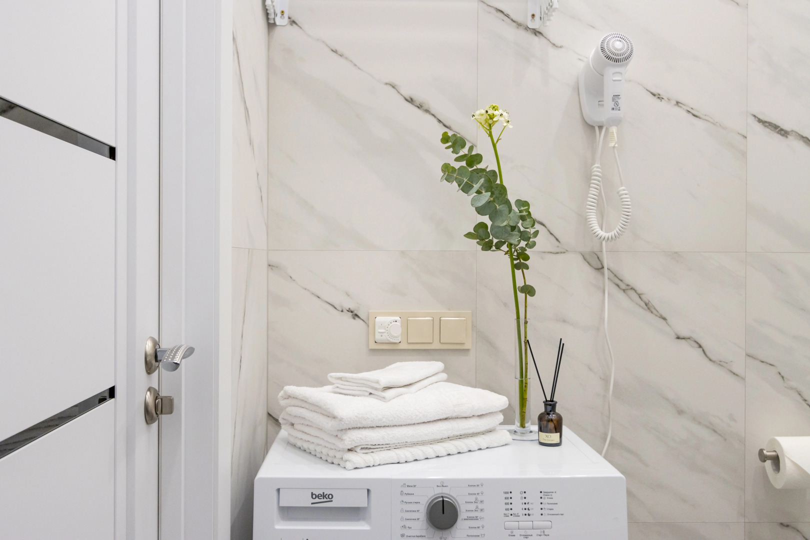 Апартаменты Beige apartment in a historic building in the city center