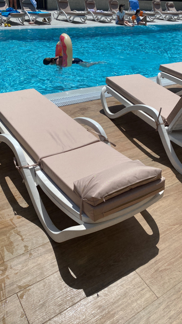 Апартаменты 05 с бассейном