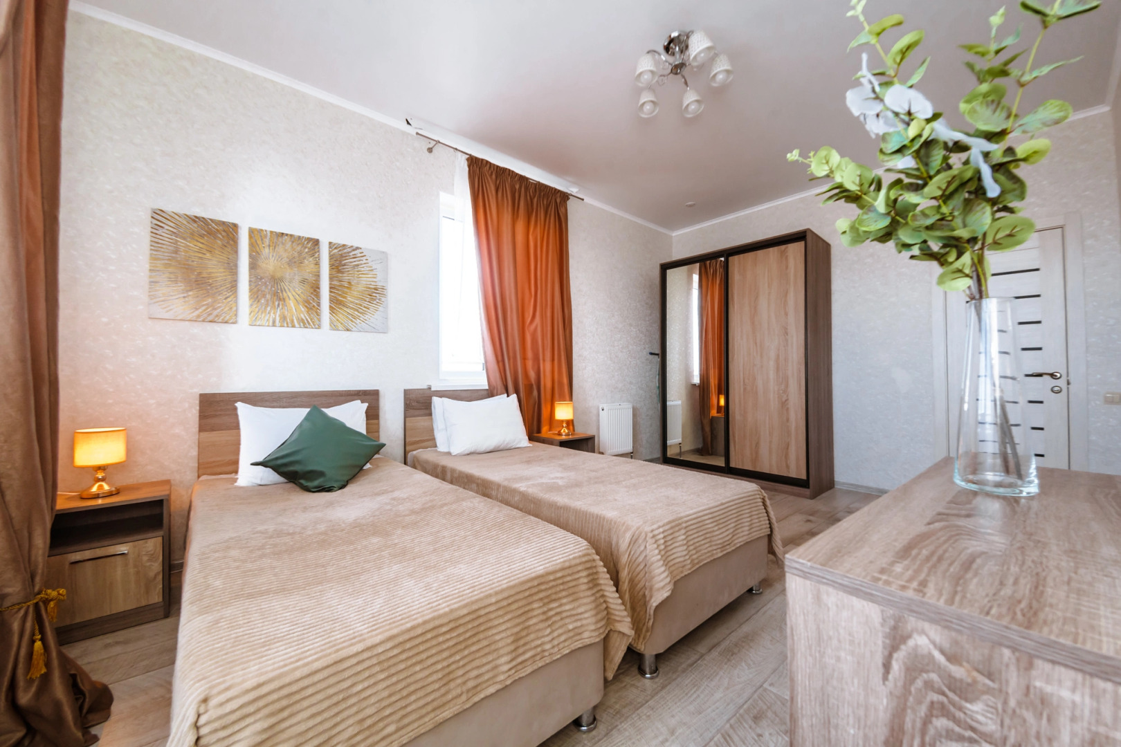 Апартаменты Владимирская 148/1