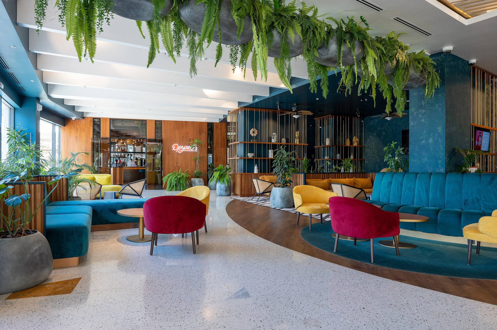 Апартаменты в отеле с видом на море. Космос 522