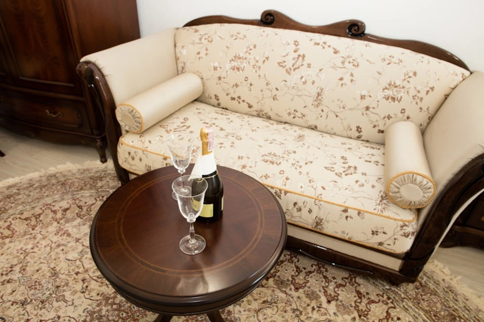 Гостиница De Versal