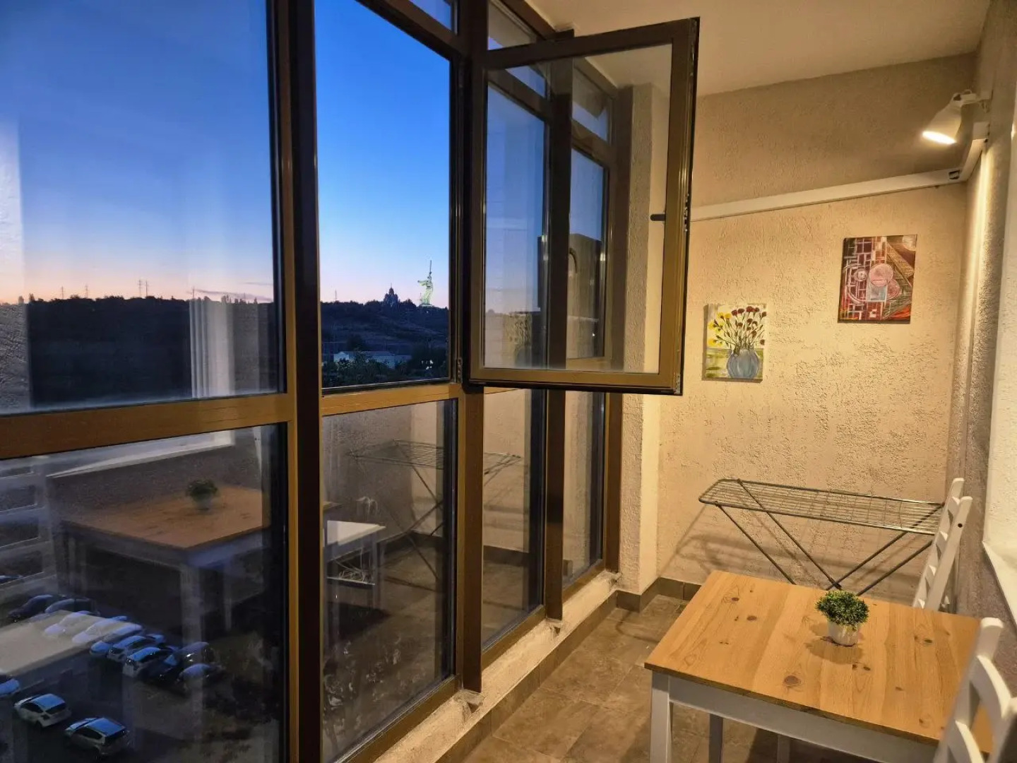 Квартира Современная студия с видом на Мамаев Курган около ЦПКиО