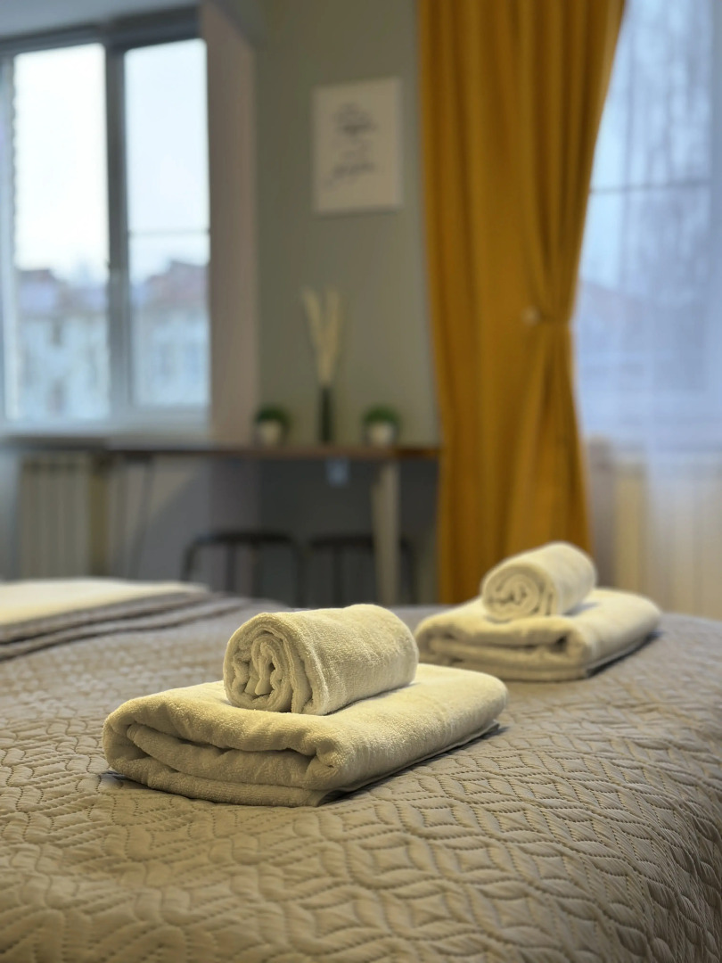 Апартаменты J&N Apartments Трёхместная студия с балконом в центре города Московский 16