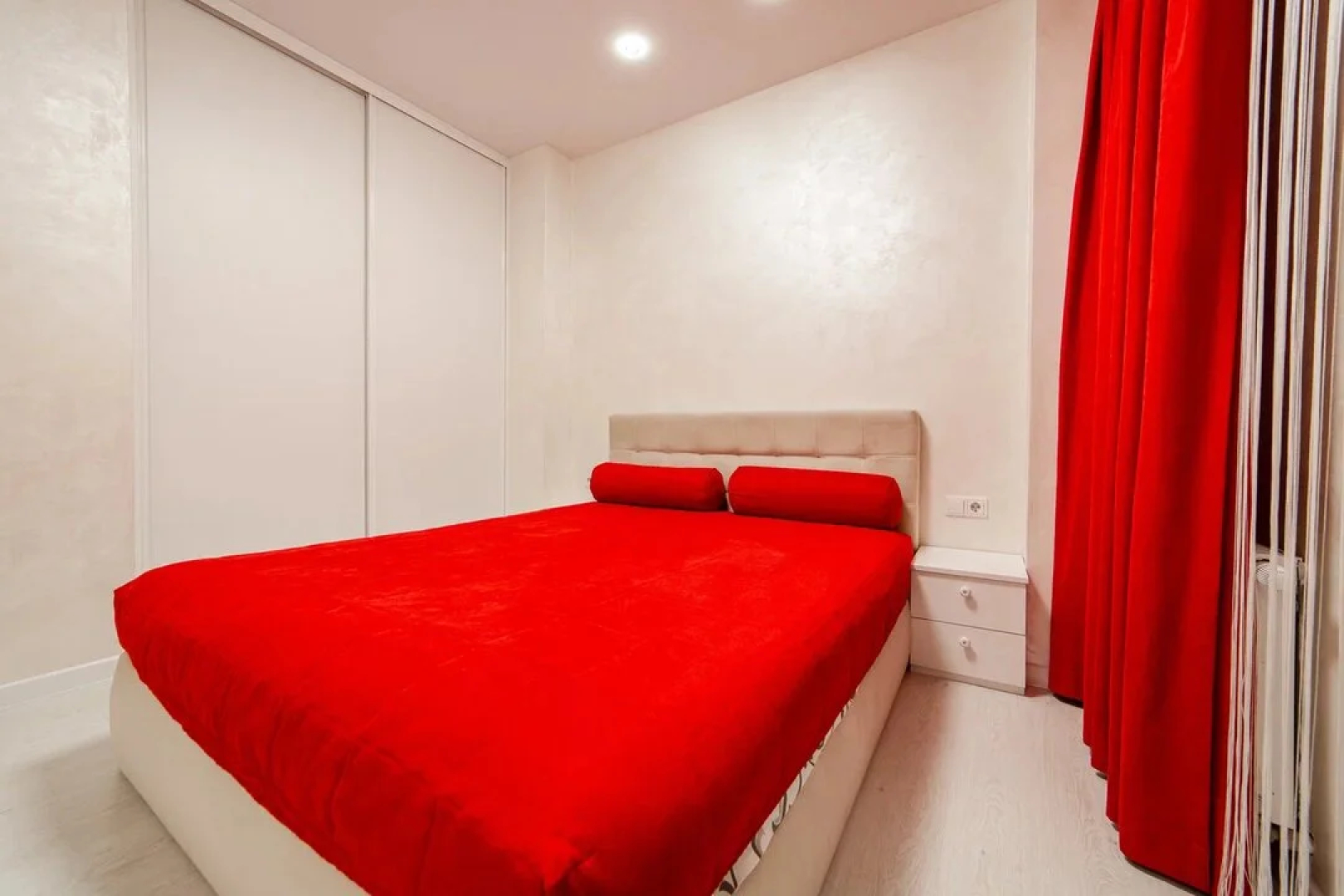 Апартаменты Возле Национальной Библиотеки и ТРЦ Danna Mal Мстиславца15