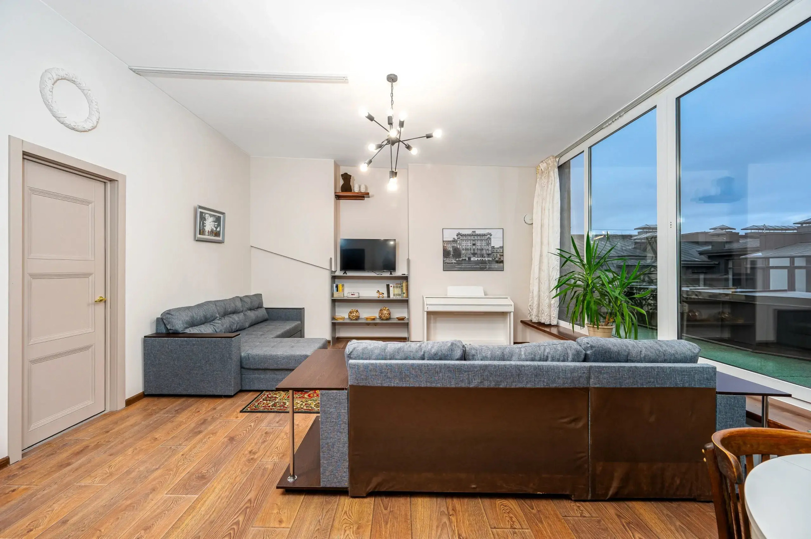 Апартаменты Пентхаус на Чайковского 61