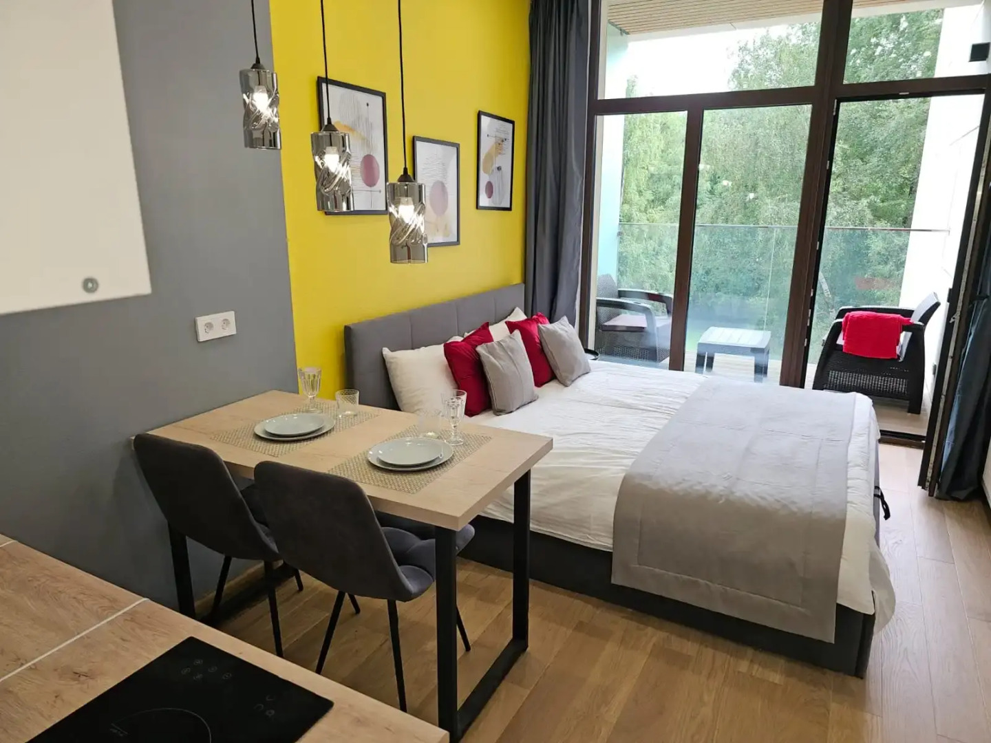 Апартаменты студия 405