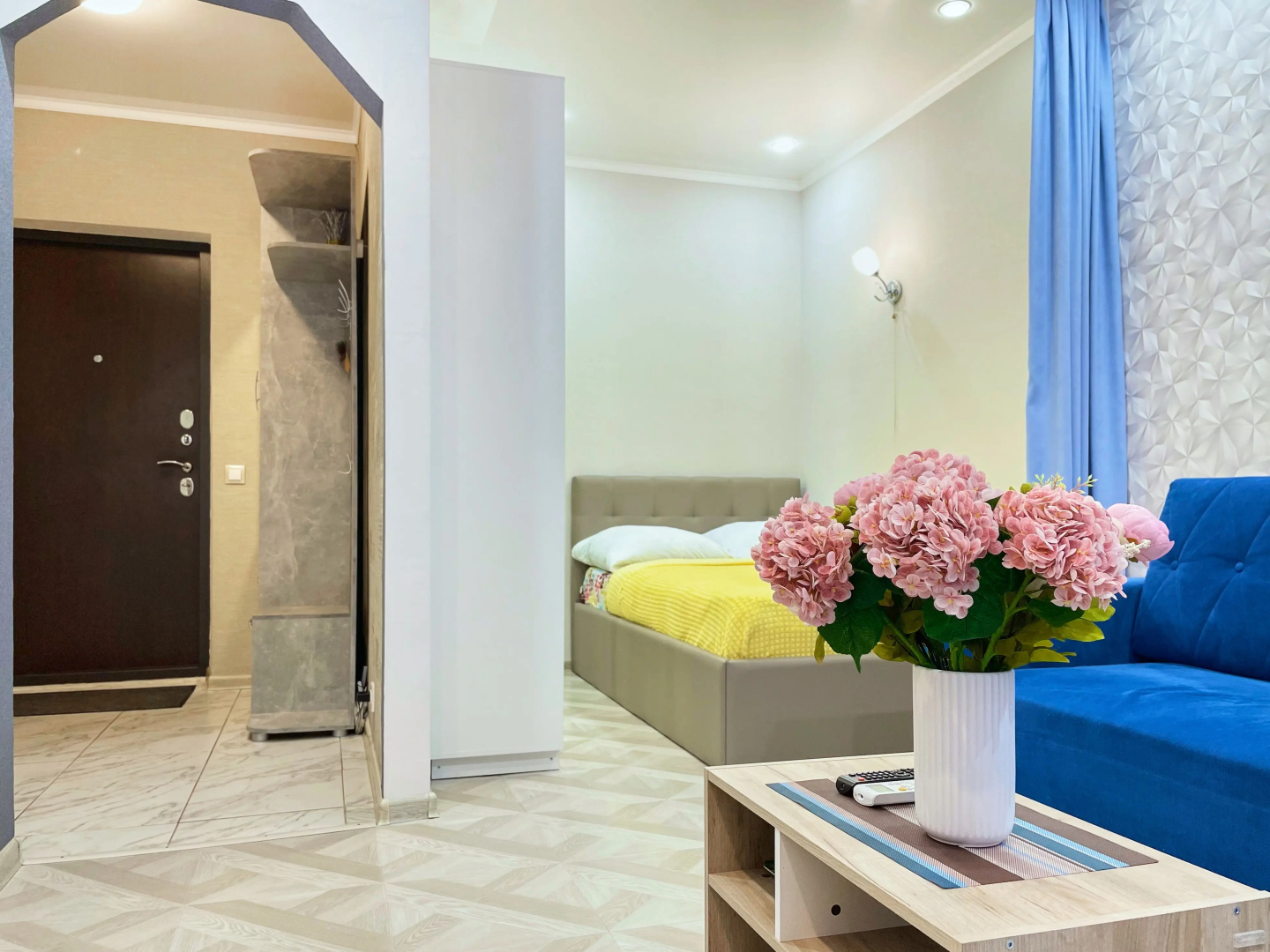 Квартира 1-комнатная 37 м²