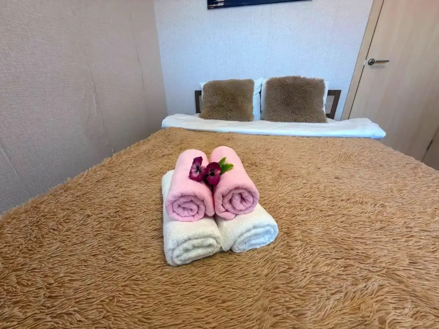 Квартира GoldApart Академика Макеева 20