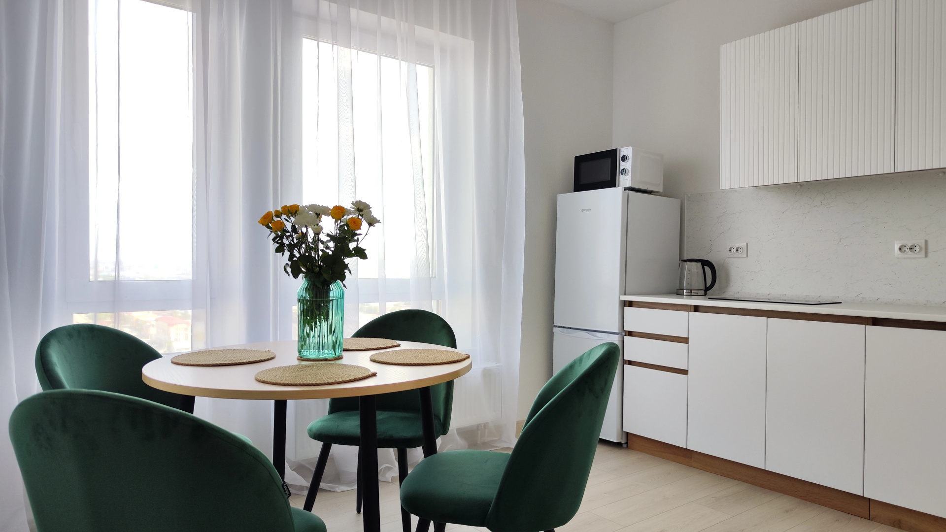 Апартаменты Panda Home в Сердце Сибири с видом на город с высоты