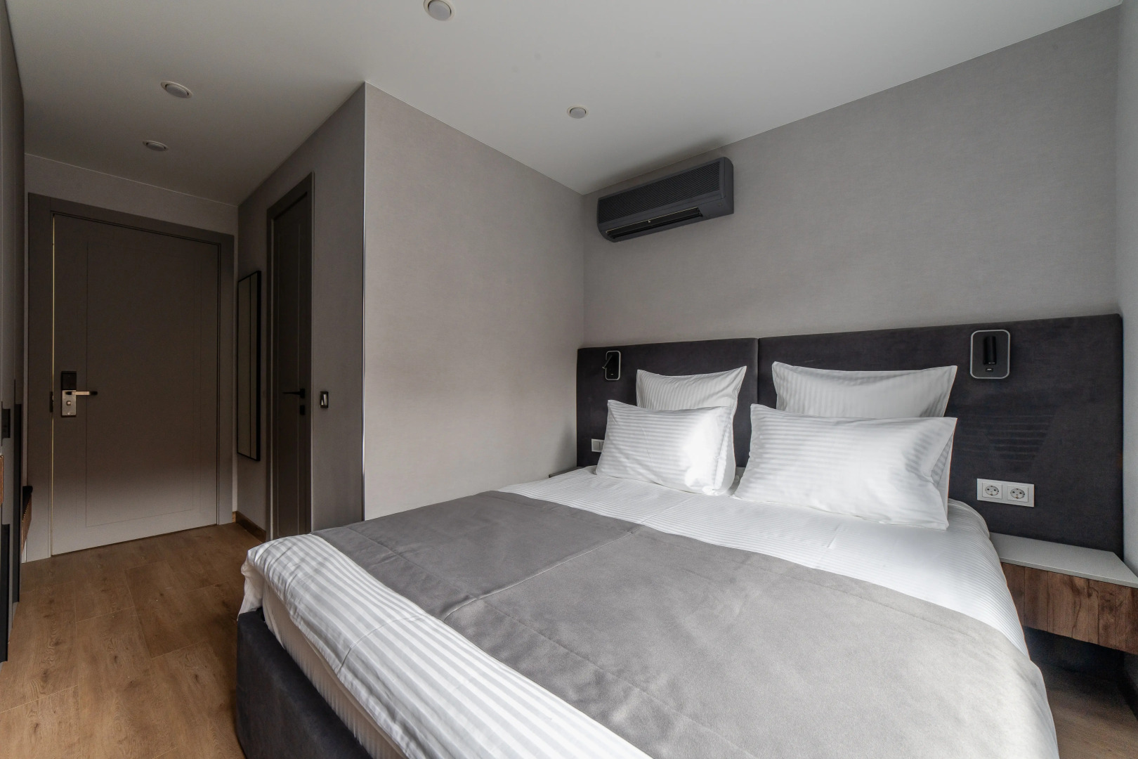 Отель Атмосфера