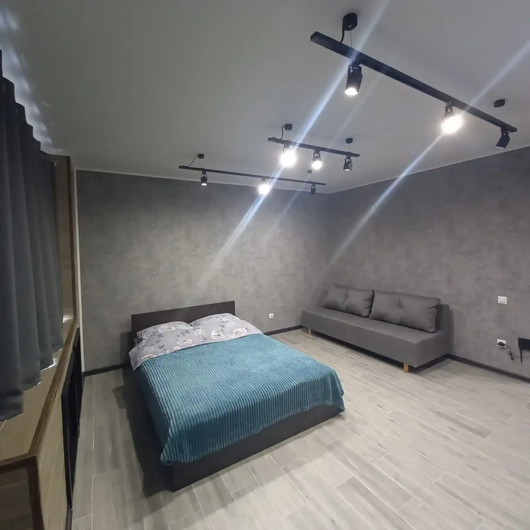 Квартира с евроремонтом в новом доме с закрытой территорией