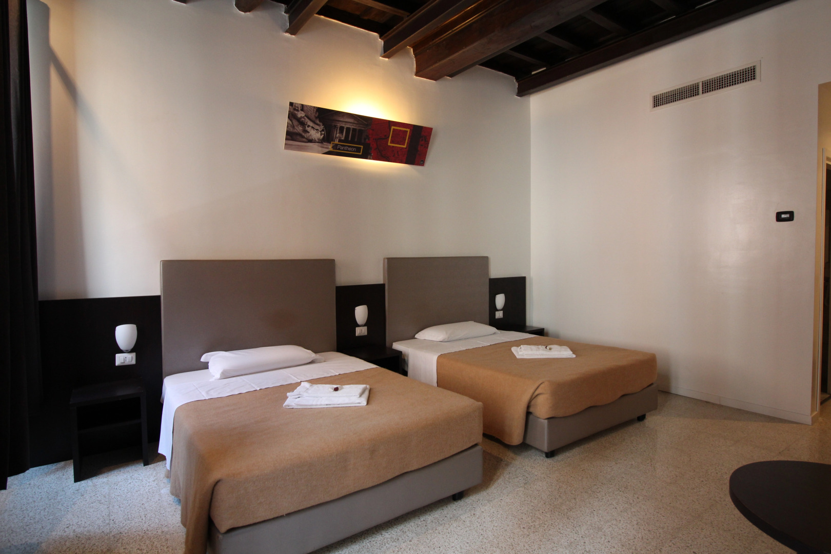 Хостел New Generation Hostel Bucharest Center