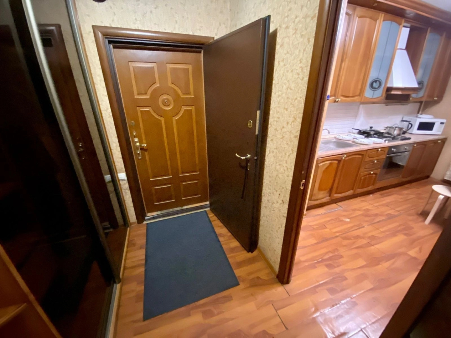 Трёхкомнатная квартира в Калининце