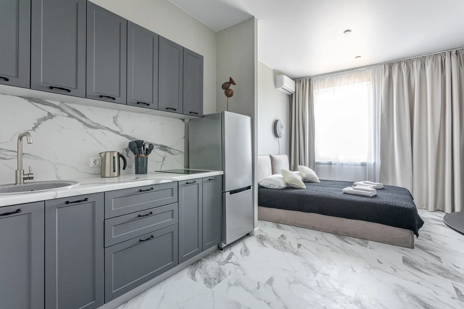 Апартаменты InHome24 Стильные апартаменты для двоих в Одинцово