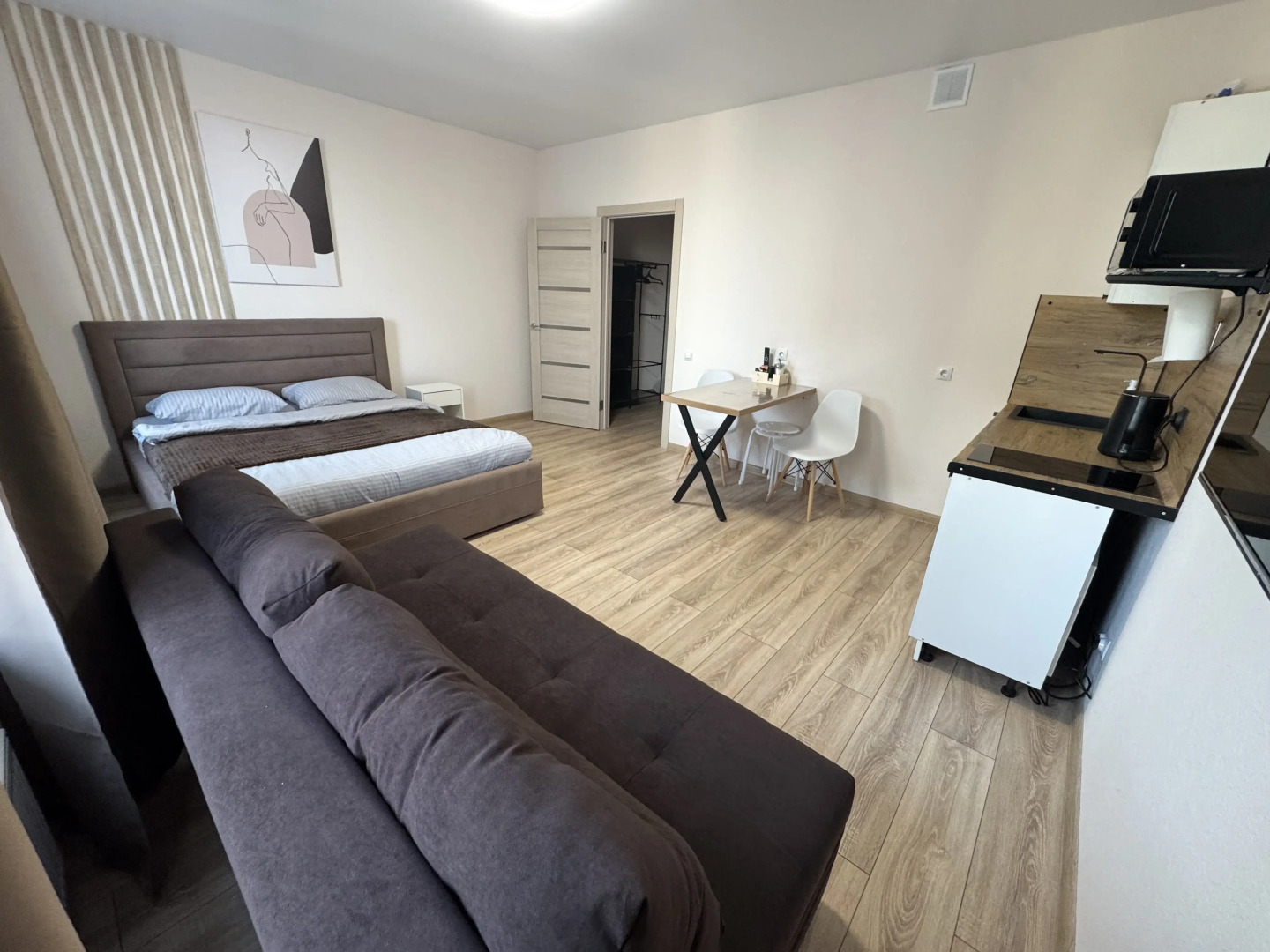 Апартаменты Ассорти стильная студия комфорт класса