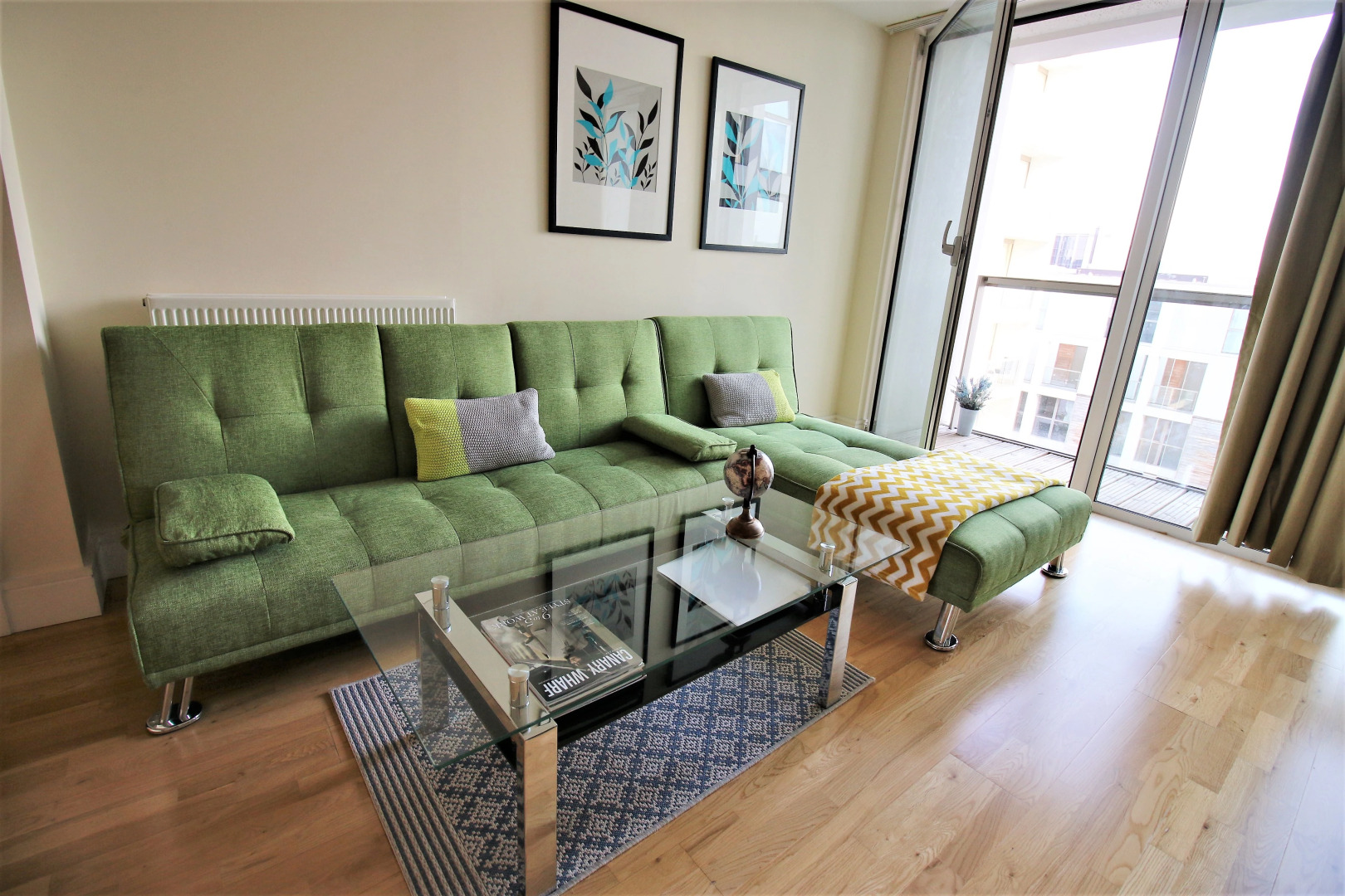 Апартаменты Extravagant Court