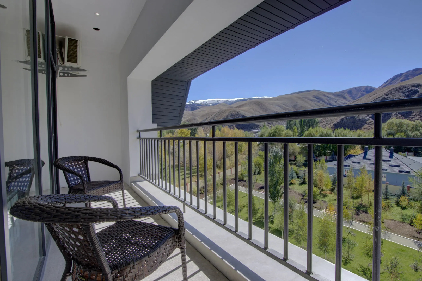 Отель Grand Khan Tengri