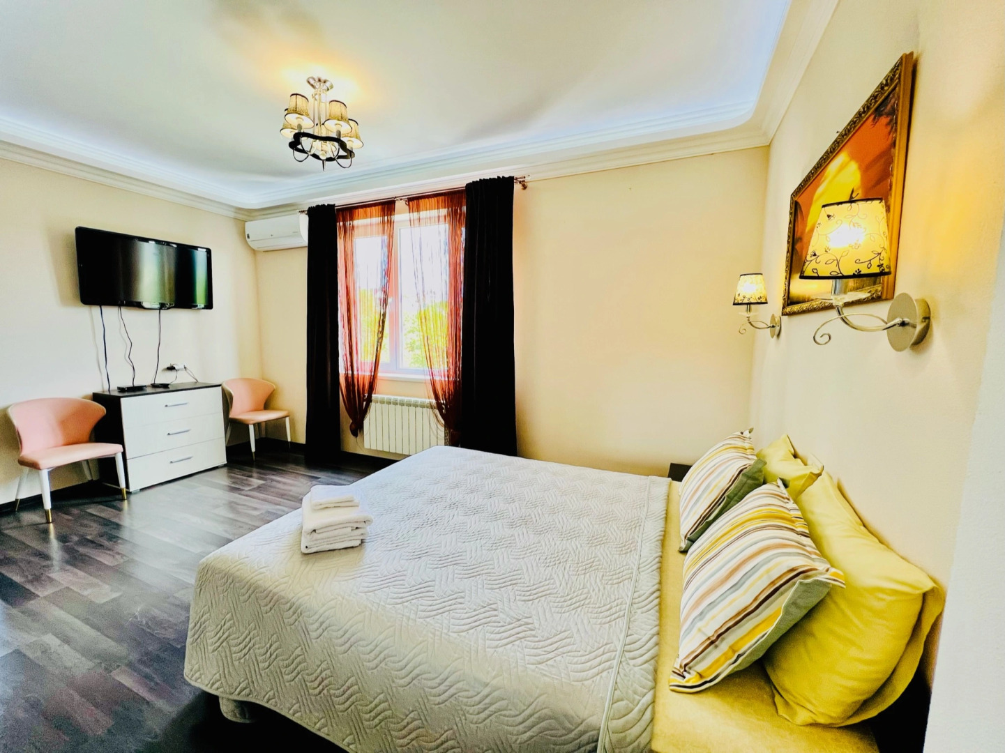 Гостевой дом Солнечная долина коттеджи Гости-24