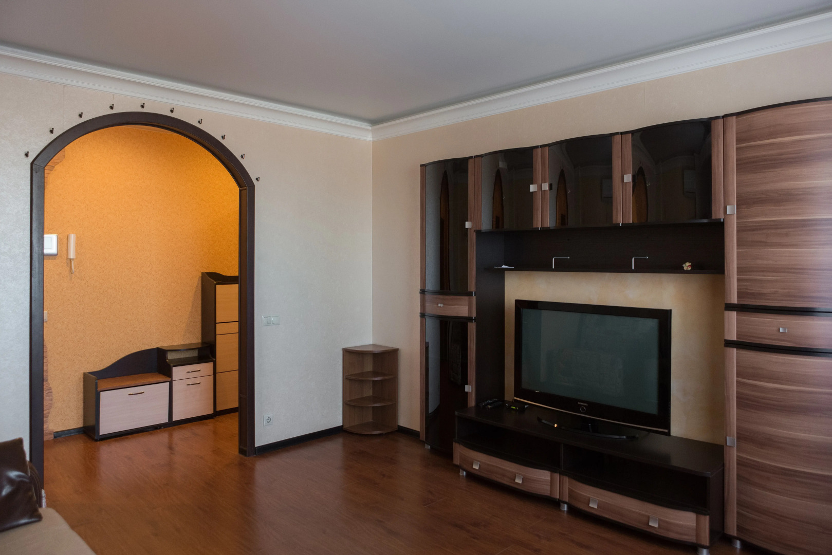 Bulvar 60-Letiya Pobedyi 10 Apartments