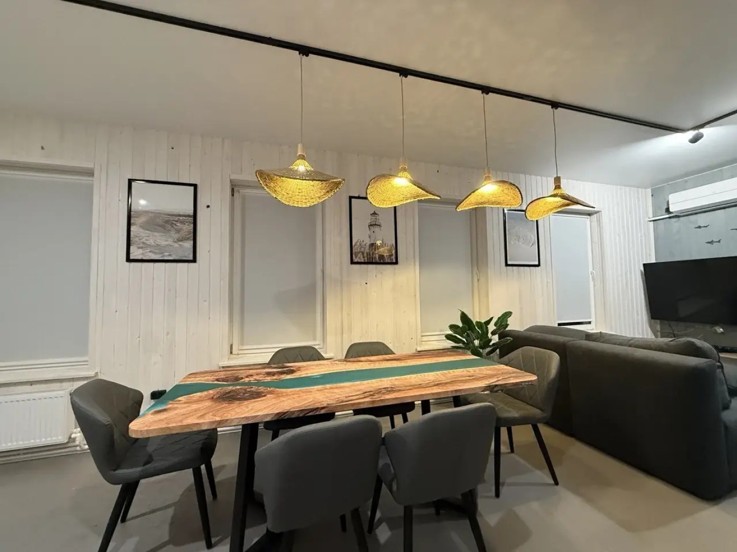 Частный дом уютный с баней и мангальной зоной в центре