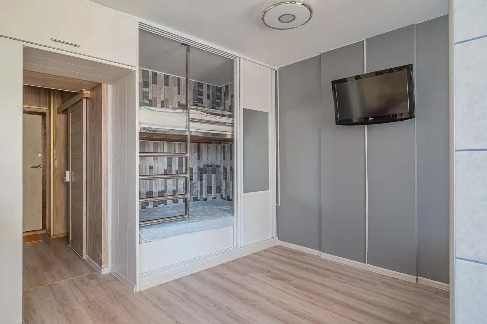 Апартаменты 51 Козицына 12