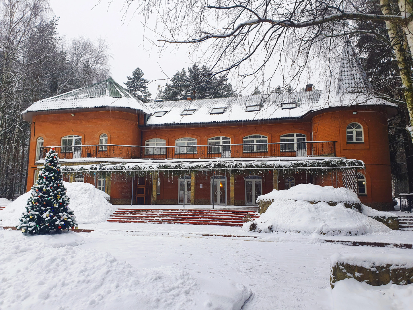 Отель Бисерово Клуб