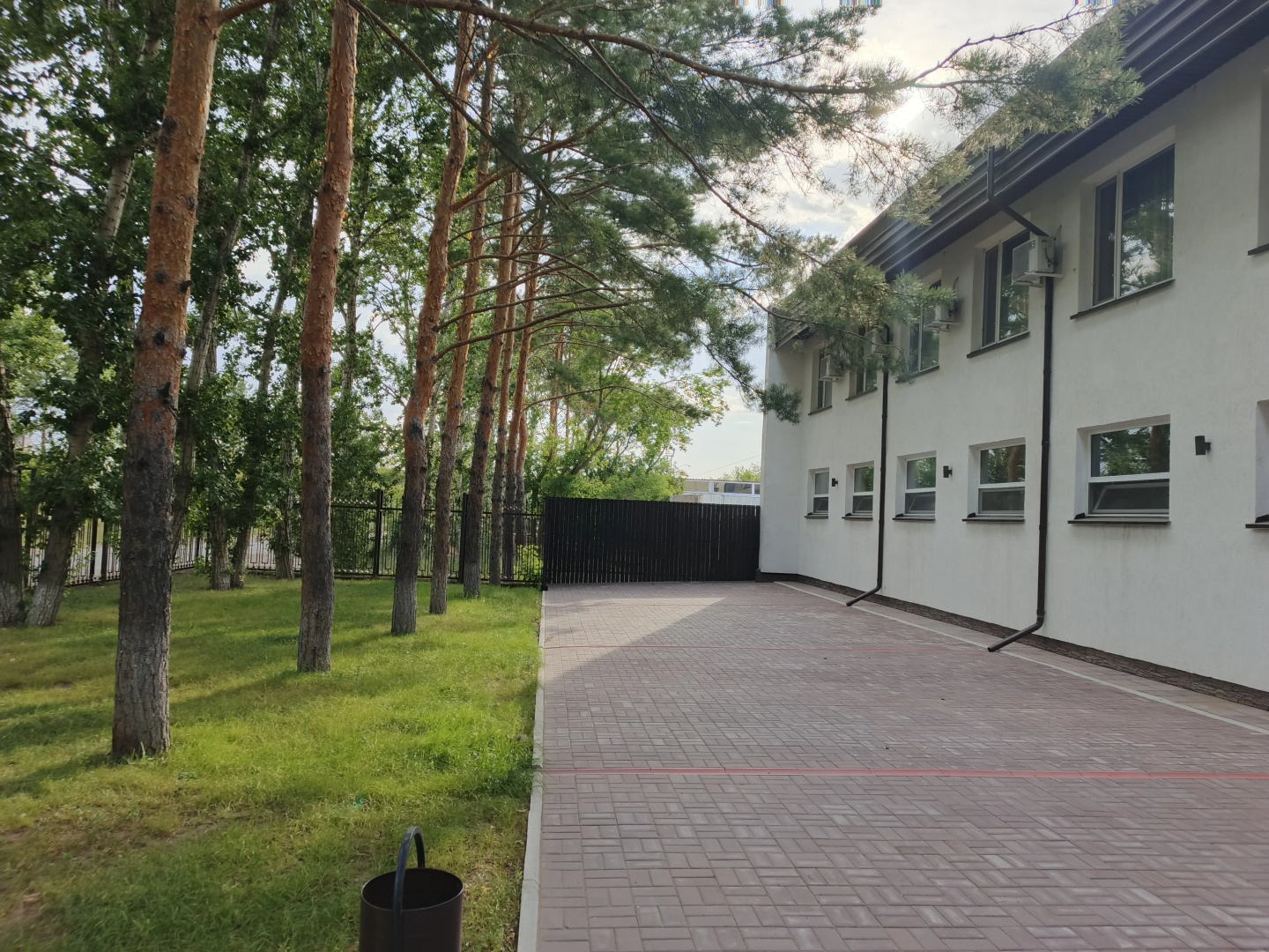 Отель Берлога