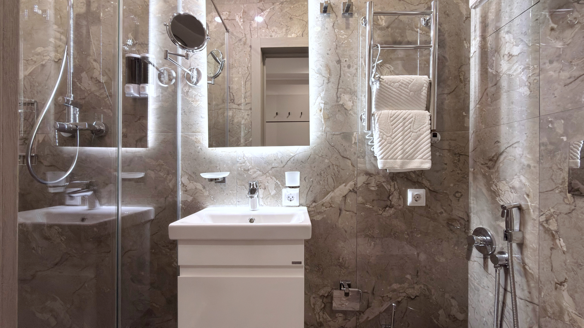 Апартаменты Миррор от ProГости