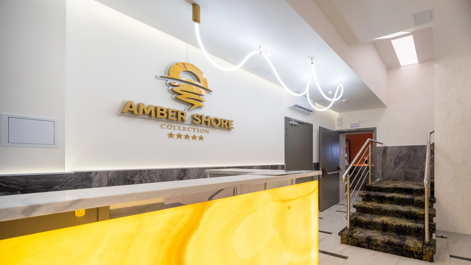 Отель Amber Shore Collection