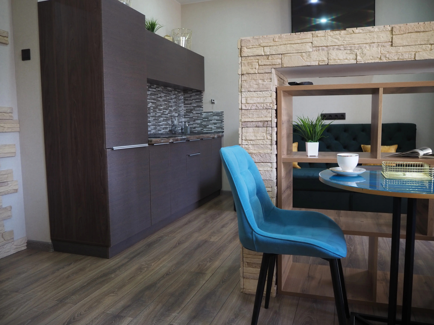 Квартира Яркая Студия на Улице Университетская Набережная 62