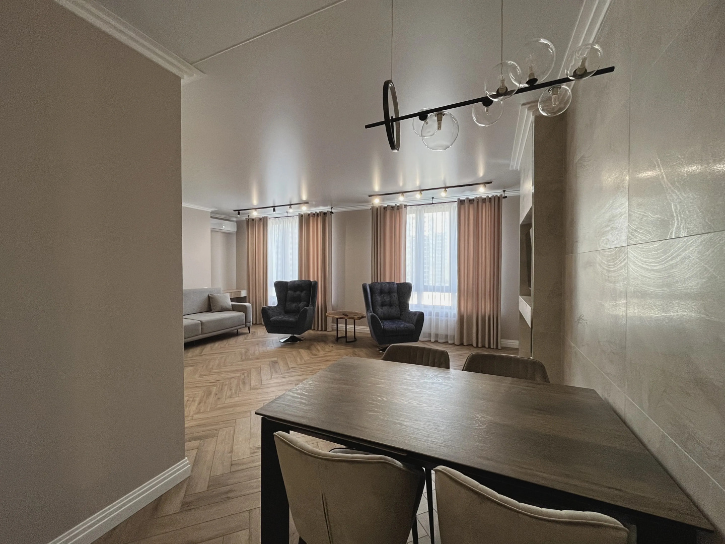 Апартаменты Savin House