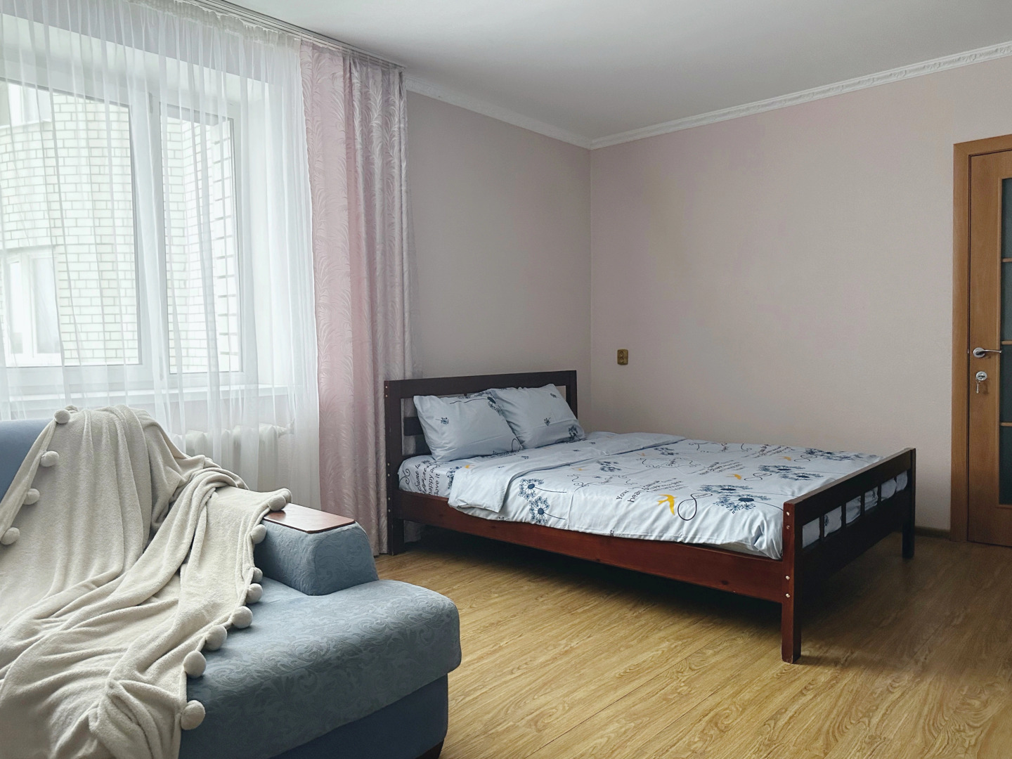 Квартира Двухкомнатная с Видом на Монастыри